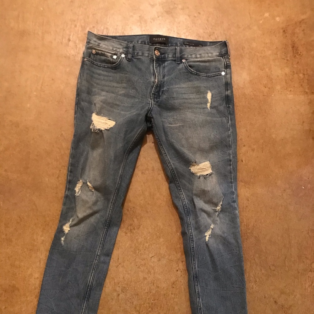 Packing Skinny Distressed Jeans